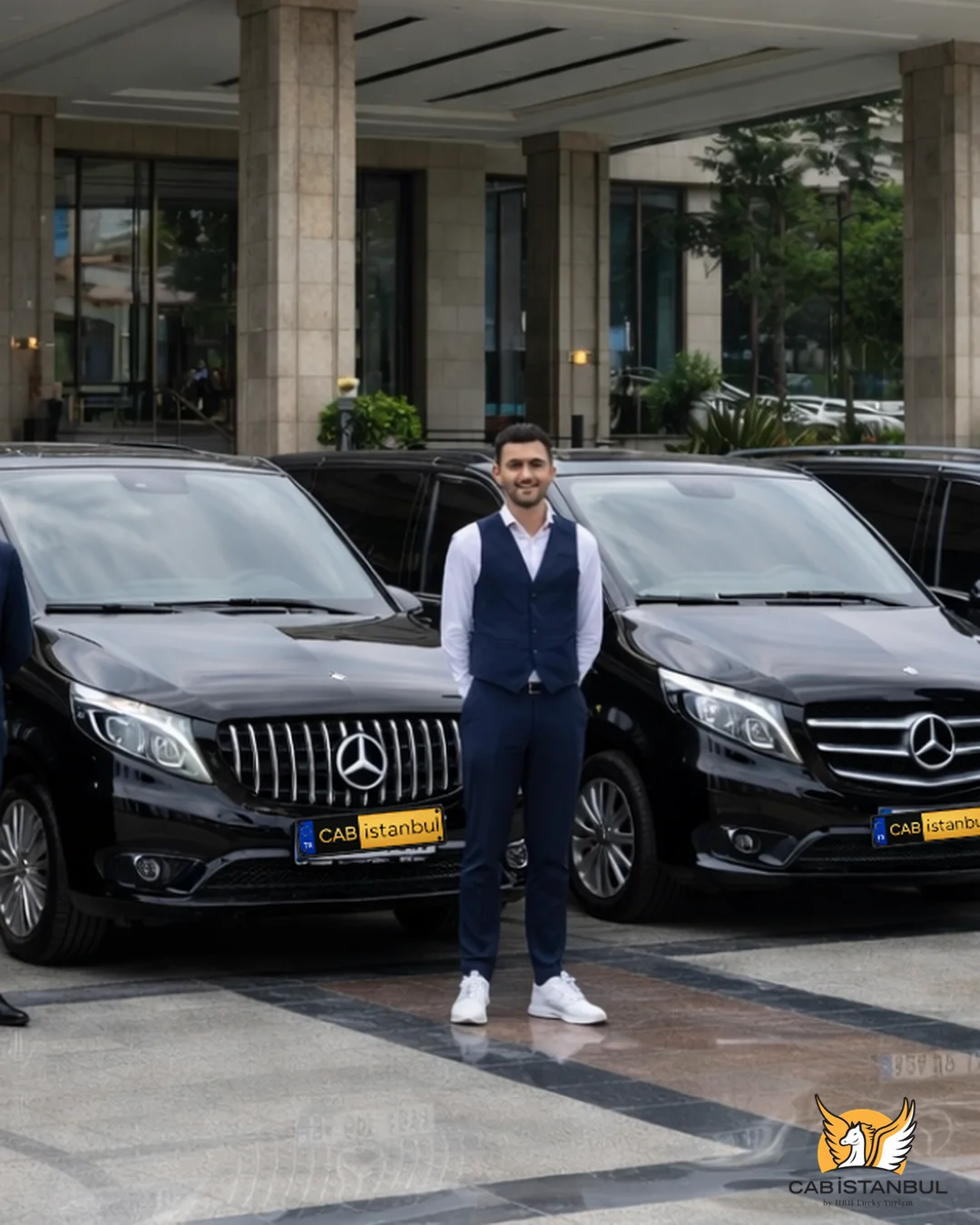 Аренда автомобиля с водителем, говорящим по-английски в Стамбуле — Cab Istanbul профессиональный водитель