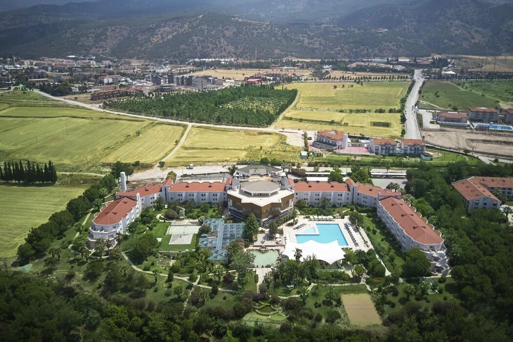 卡拉海特 Richmond Pamukkale Thermal 酒店泳池区