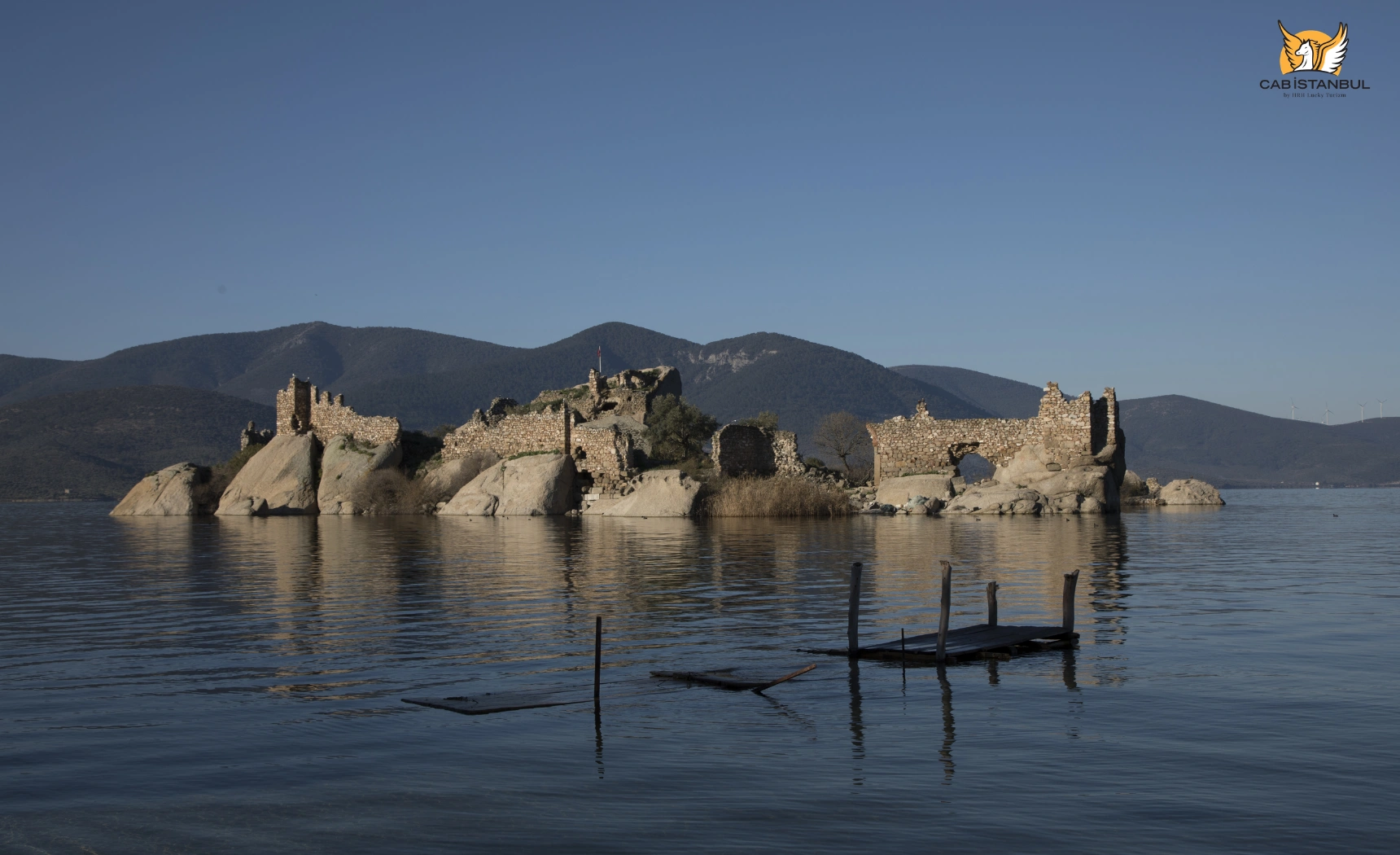Hilltop fortifications above Kapıkırı and Lake Bafa at Herakleia