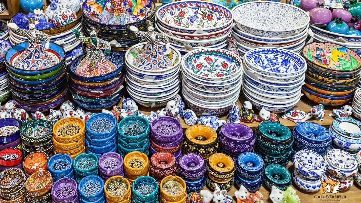 Spice Bazaar Istanbul (Egyptian Bazaar / Mısır Çarşısı): Geschichte, Einkaufen, Läden und Anreise
