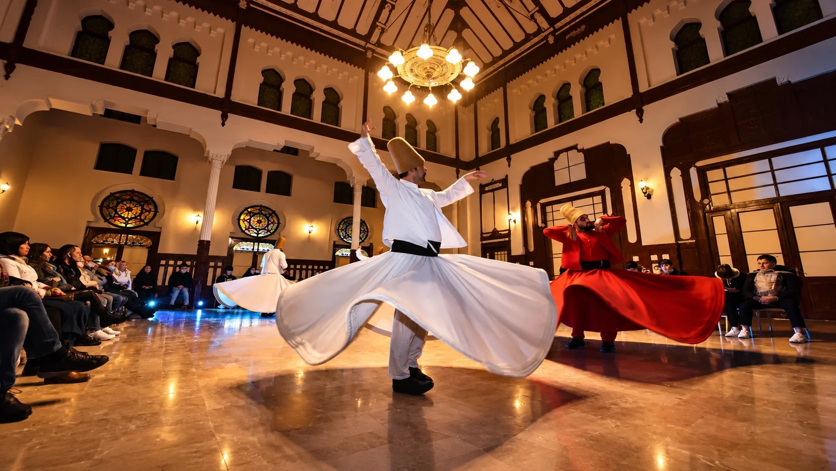عروض الدراويش في إسطنبول | دليل حفل السماع المولوي 2026