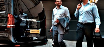 Otomobîla Bi Şofêr li Stenbolê